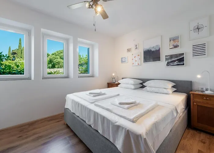 Apartman Near Old Town With Free Parking