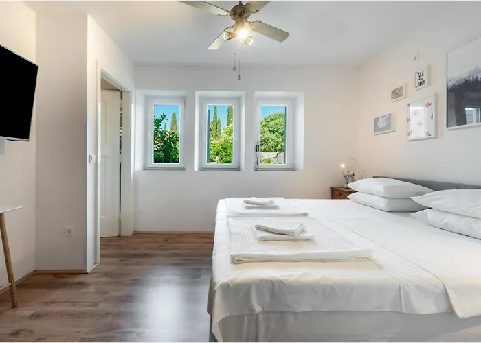 Apartman Near Old Town With Free Parking *